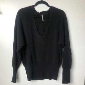 Free People black sweater, size Medium LIKE NEW